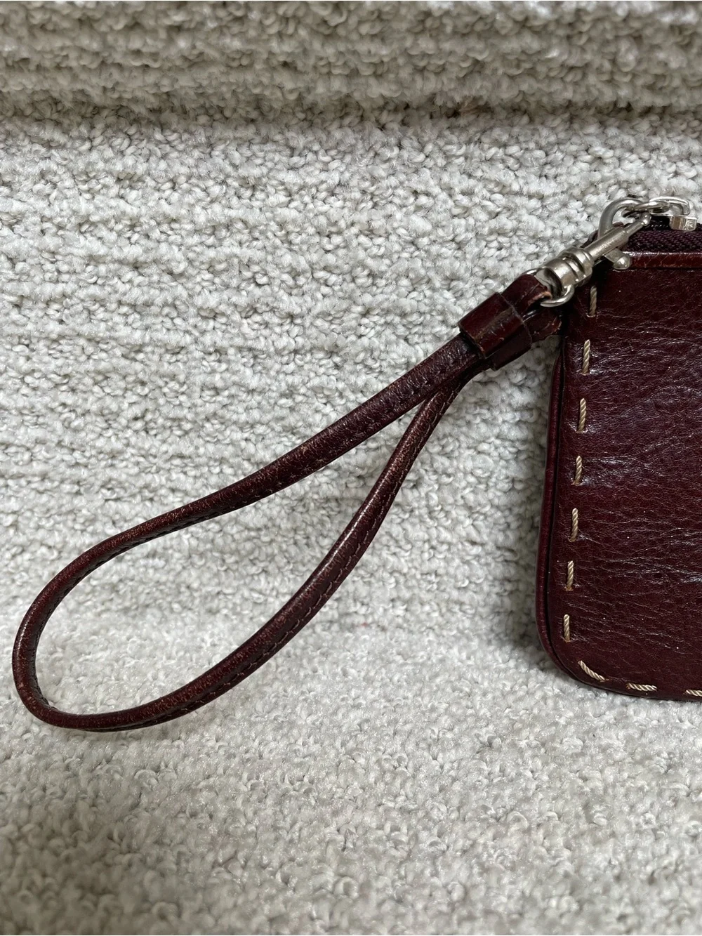 Fossil Brown Leather Western Vibes Whipstitched Zip Up Strap Casual Wristlet